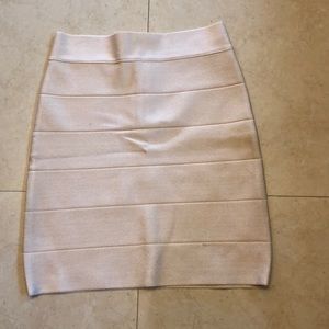 Beige pencil skirt